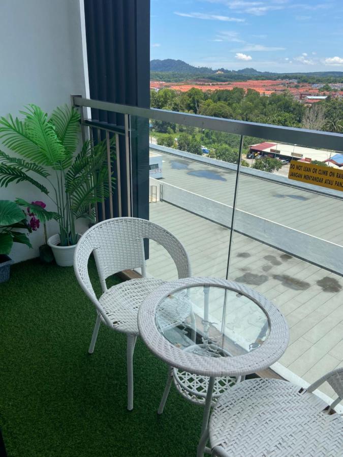 De Lavelle Suites @ Timur Bay Seafront Residence Kuantan Esterno foto
