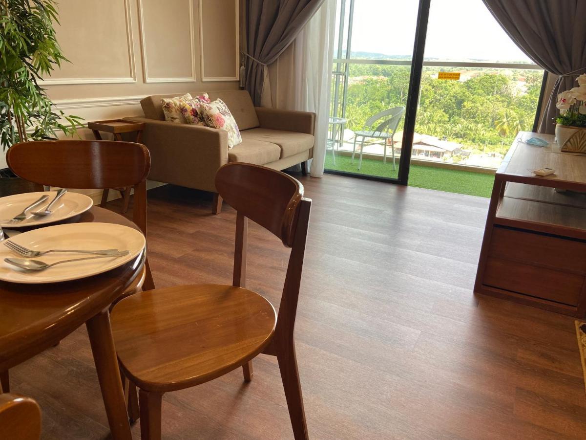 De Lavelle Suites @ Timur Bay Seafront Residence Kuantan Esterno foto