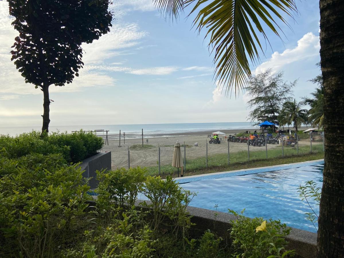 De Lavelle Suites @ Timur Bay Seafront Residence Kuantan Esterno foto